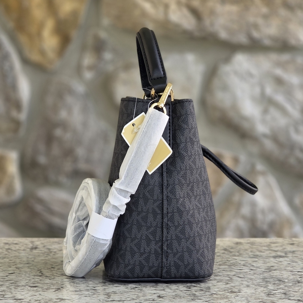Michael Kors Suri Logo Small Black Crossbody - Picture 2 of 10